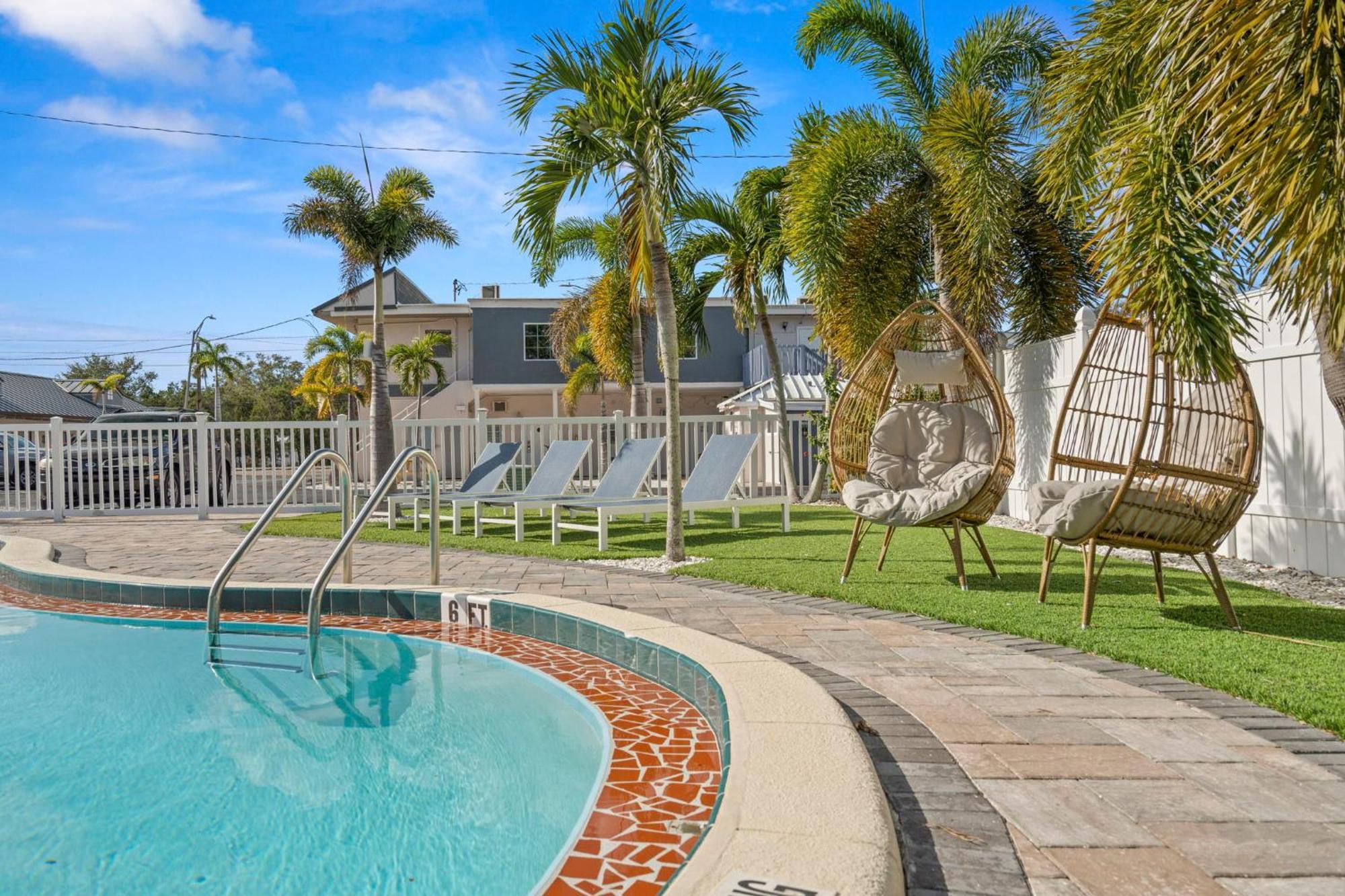 1K Bed Studio Apt With Shared Pool 02 Clearwater Buitenkant foto