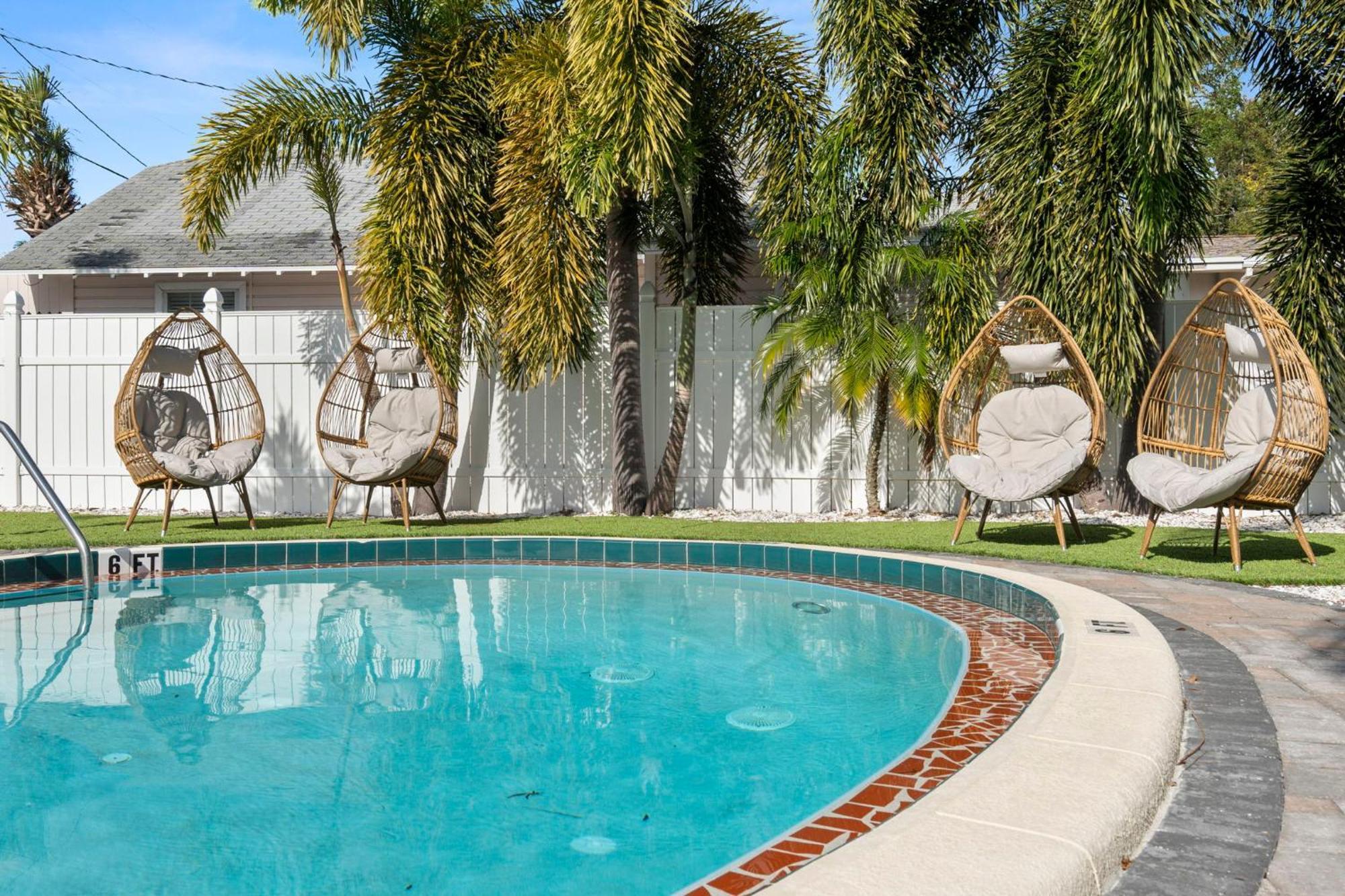 1K Bed Studio Apt With Shared Pool 02 Clearwater Buitenkant foto